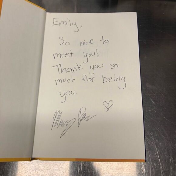 Fearlessly Different Mickey Rowe Signed Book - Picture 2 of 3